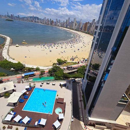 Piscina A Beira-Mar, Tranquilidade E Qualidade No Melhor De Bc Balneário Camboriú Extérieur photo