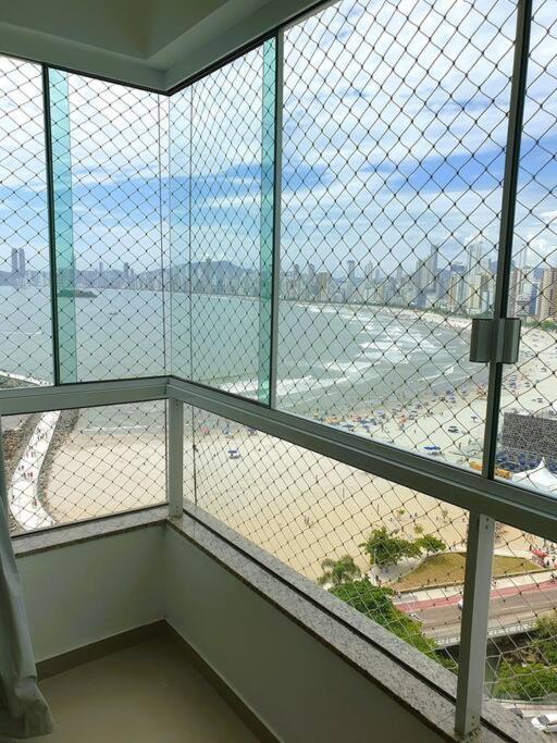 Piscina A Beira-Mar, Tranquilidade E Qualidade No Melhor De Bc Balneário Camboriú Extérieur photo
