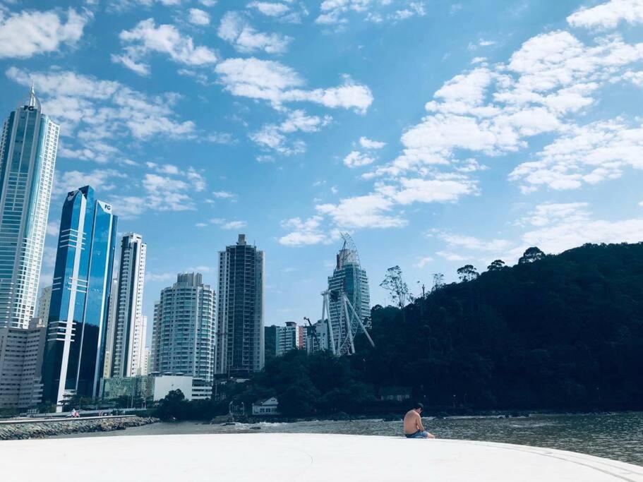 Piscina A Beira-Mar, Tranquilidade E Qualidade No Melhor De Bc Balneário Camboriú Extérieur photo